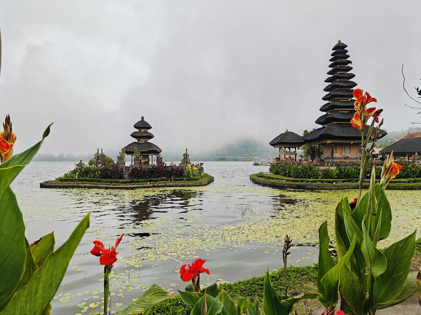 Ulun Danu Beratan temple on Lake Bratan, Bali