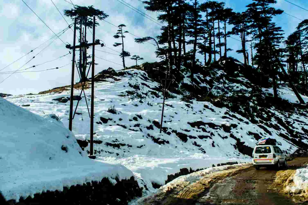 Kashmir 11 — 1N Srinagar + 1N Gulmarg + 2N Pahalgam + 2N Srinagar + 2N Katra