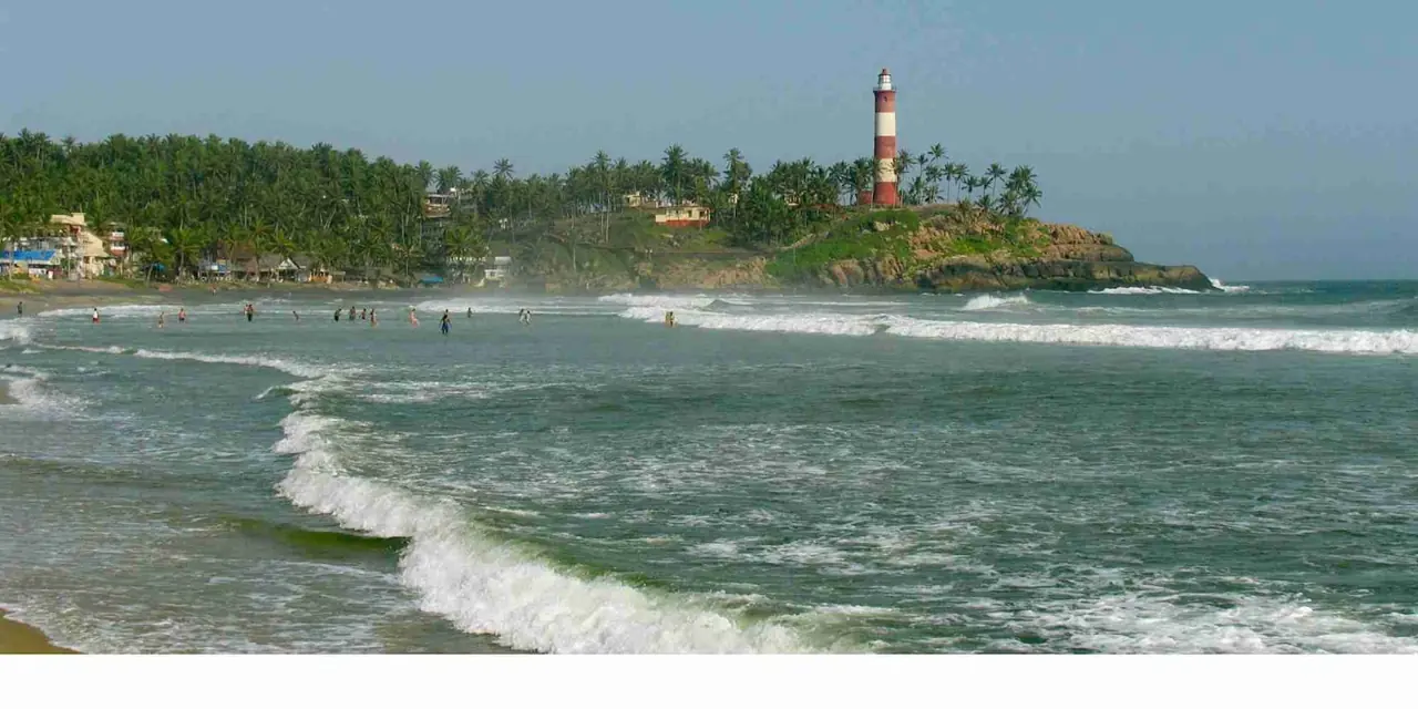 Kerala 20 — 2 NT Munnar + 1 NT Thekkady + 1 NT Alleppey + 2 NT Kovalam with Trivandrum