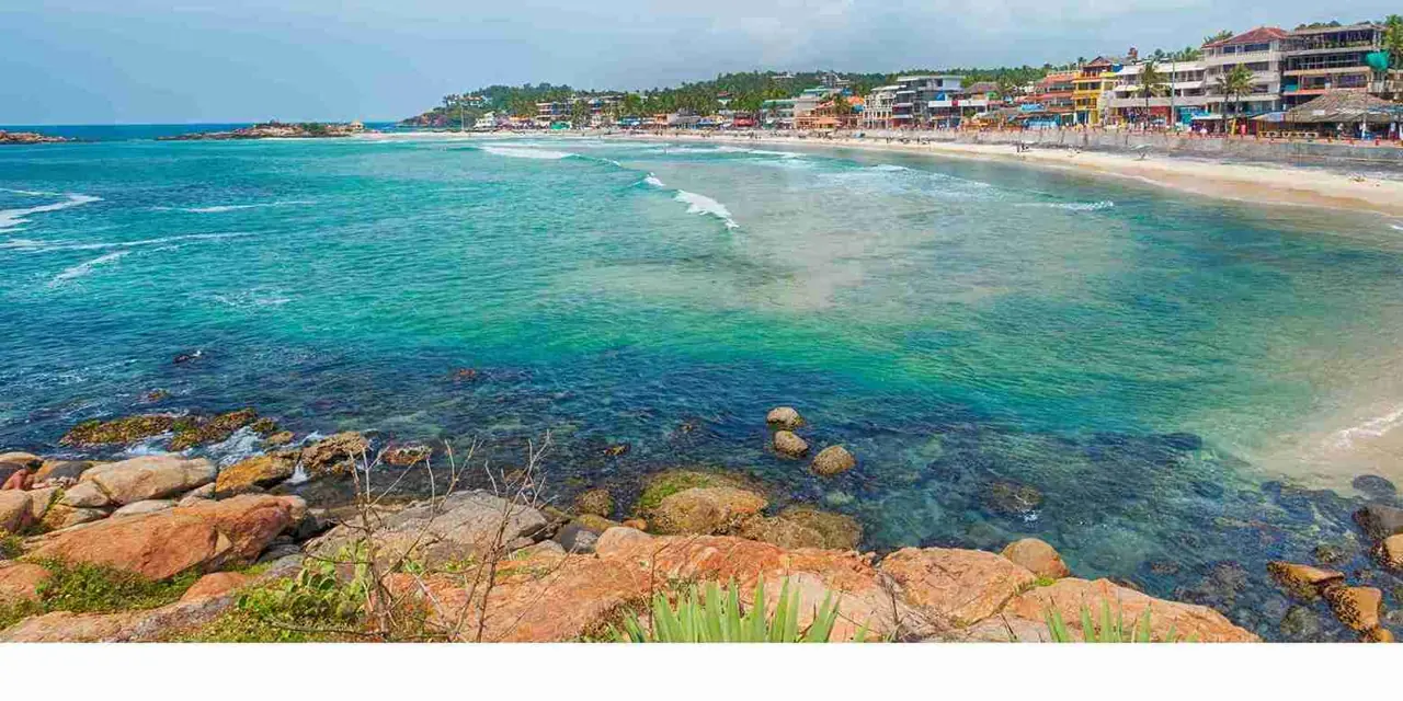Kerala 31 — 2 NT Munnar + 1 NT Thekkady + 1 NT Alleppey + 2 NT Kovalam with Trivandrum