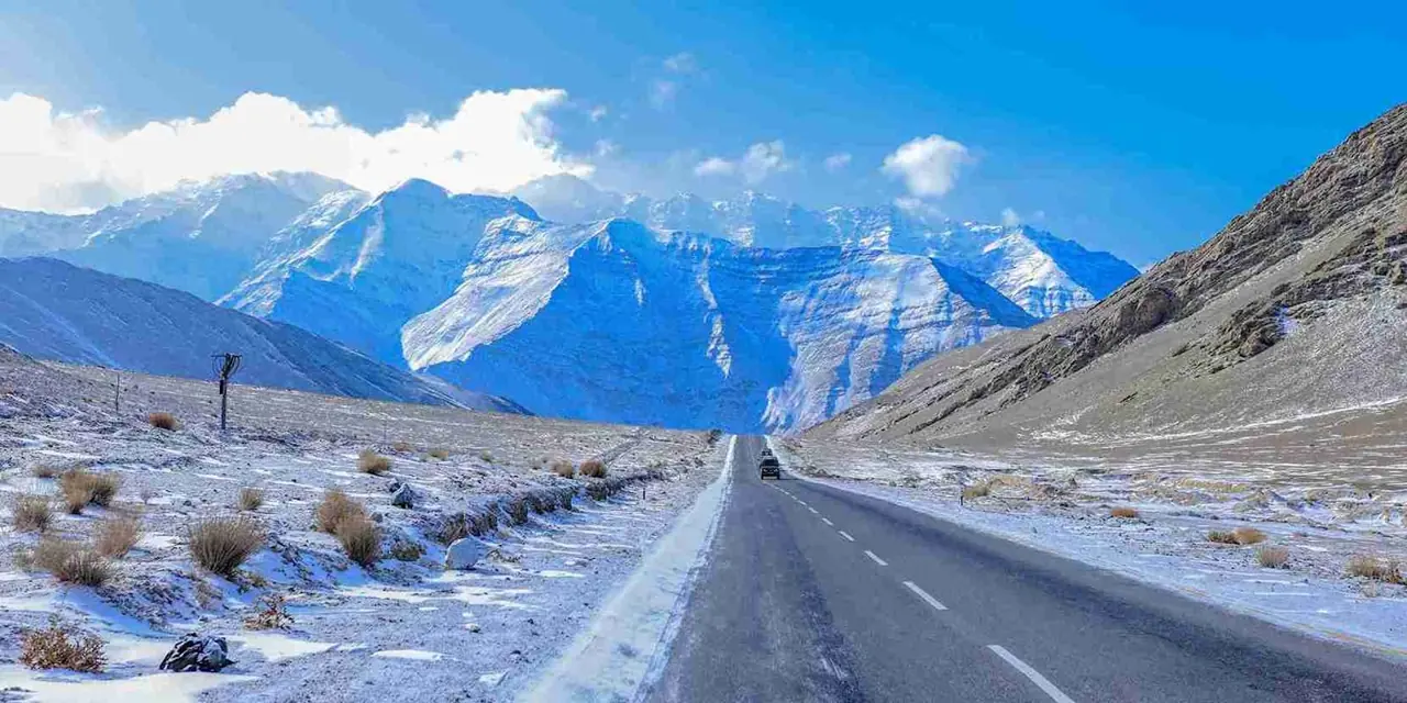 Ladakh 11 — 4 Nights Leh – 1 Night Nubra – 1 Night Pangong