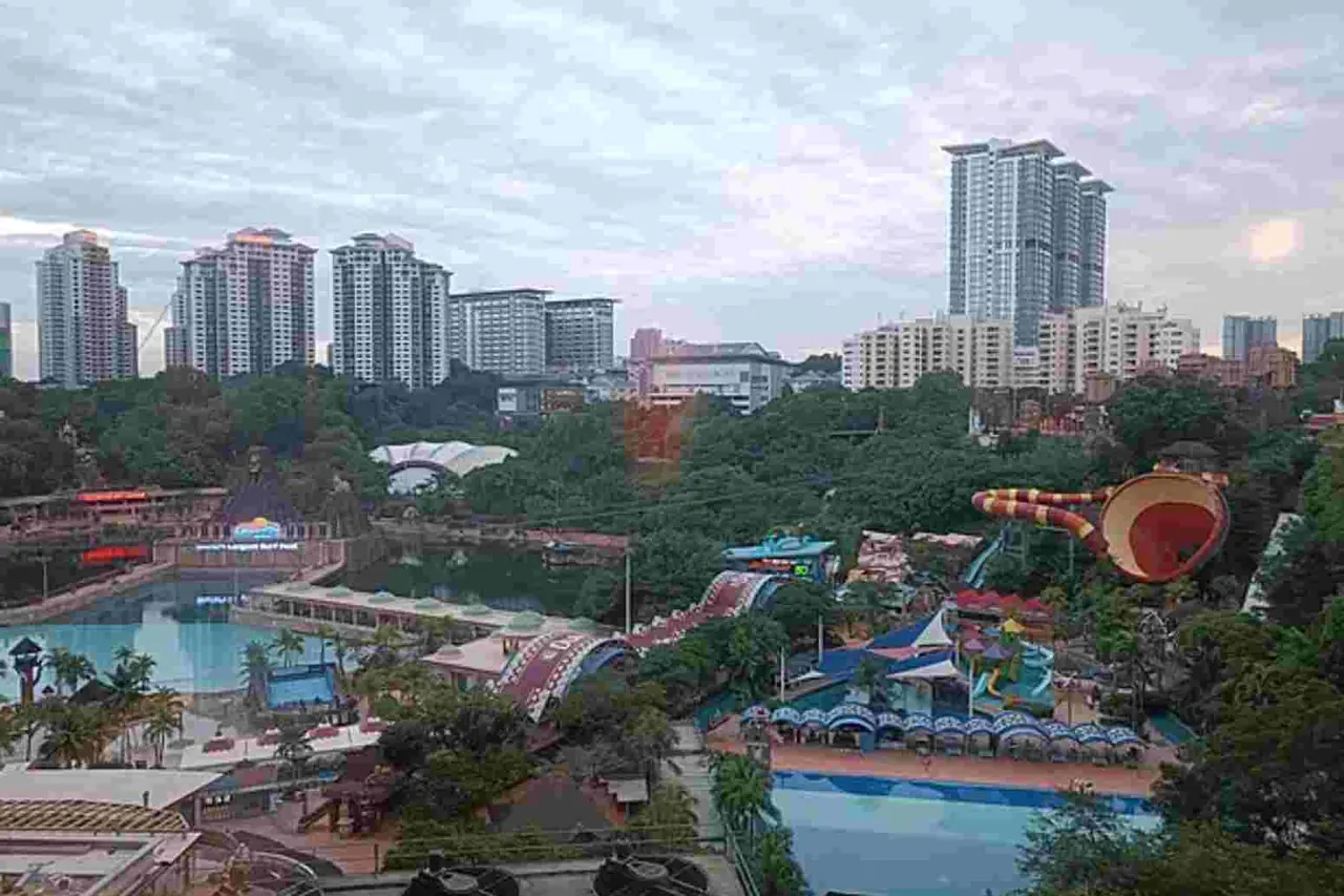 Malaysia 14 — 4N Malaysia