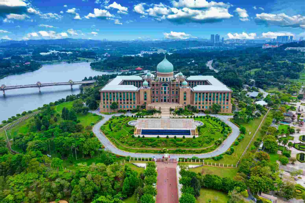 Malaysia 7 — 5N Malaysia