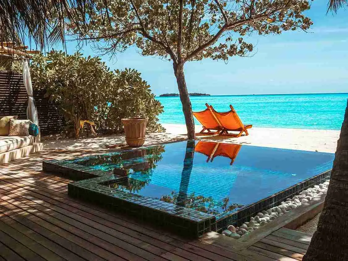 Maldives 5 — 2N Beach Villa + 1N Water Villa