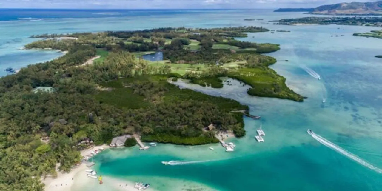 Mauritius 9 — 5N Mauritius