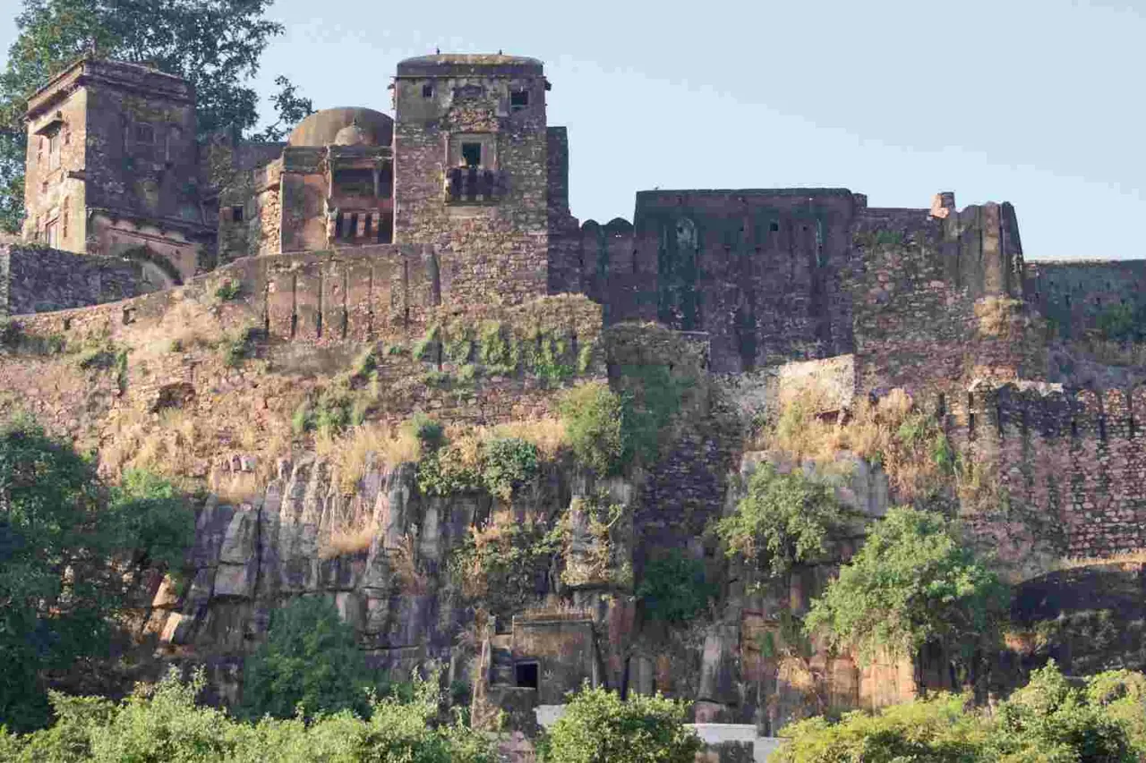 Rajasthan 16 — 1N Agra + 1N Pushkar + 2N Udaipur + 2N Jaipur + 2N Delhi