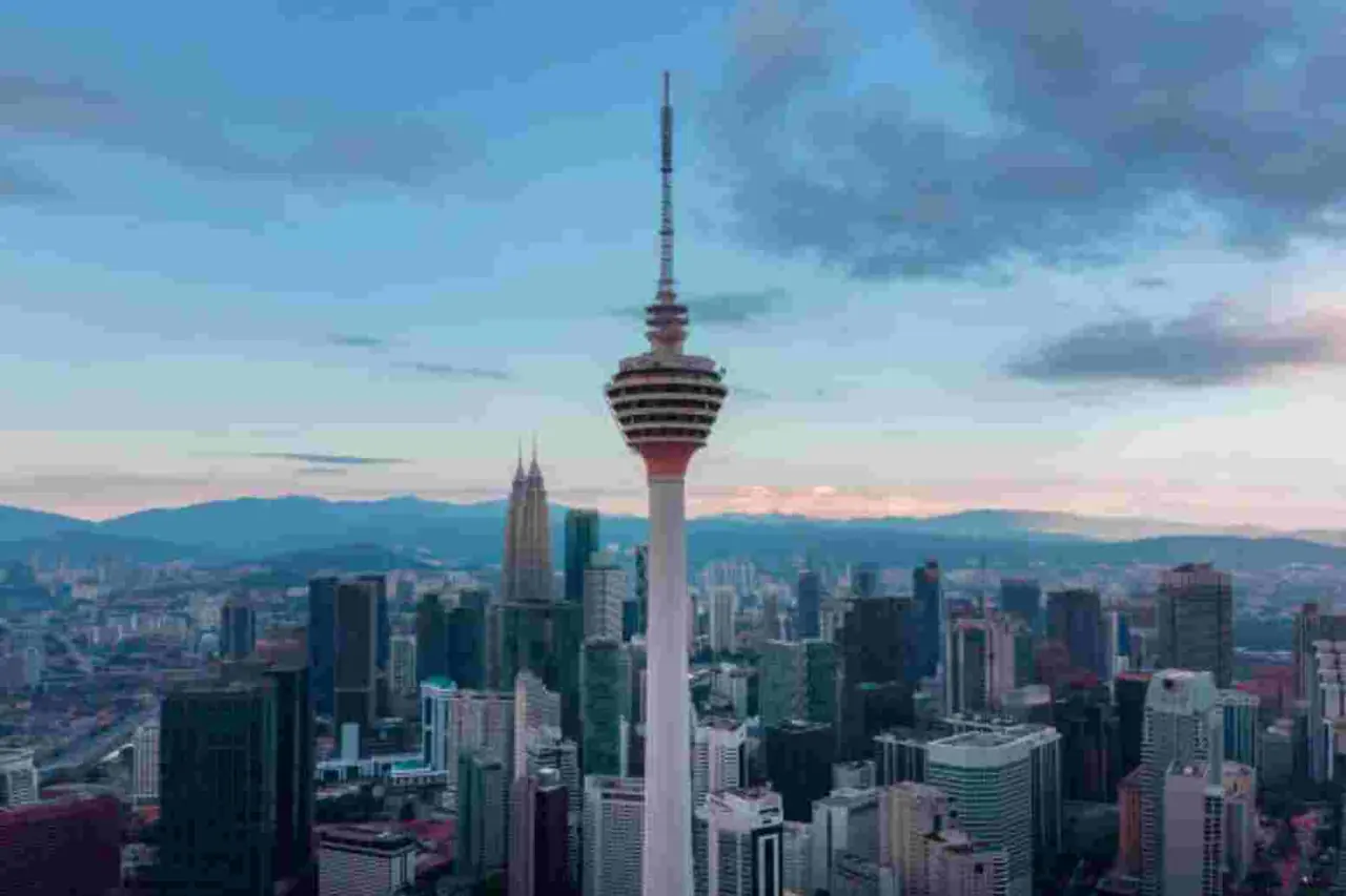 Singapore 22 — 6N Singapore
