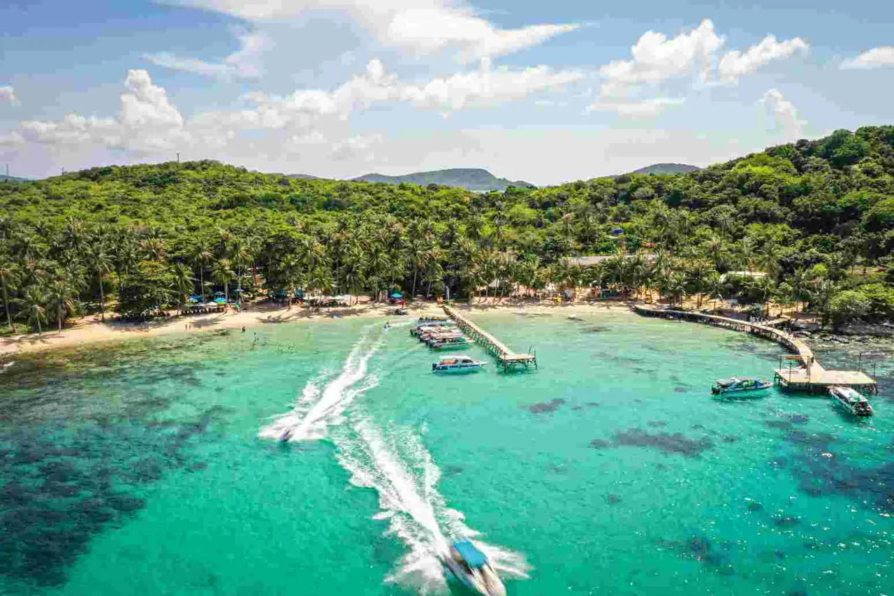 Vietnam 30 — 3N Hanoi + 3N Phu Quoc